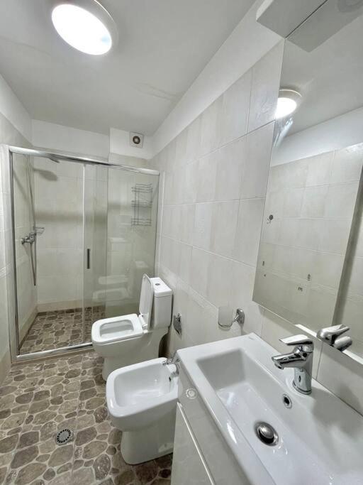 Studio Flat In The City Center Τίρανα Εξωτερικό φωτογραφία